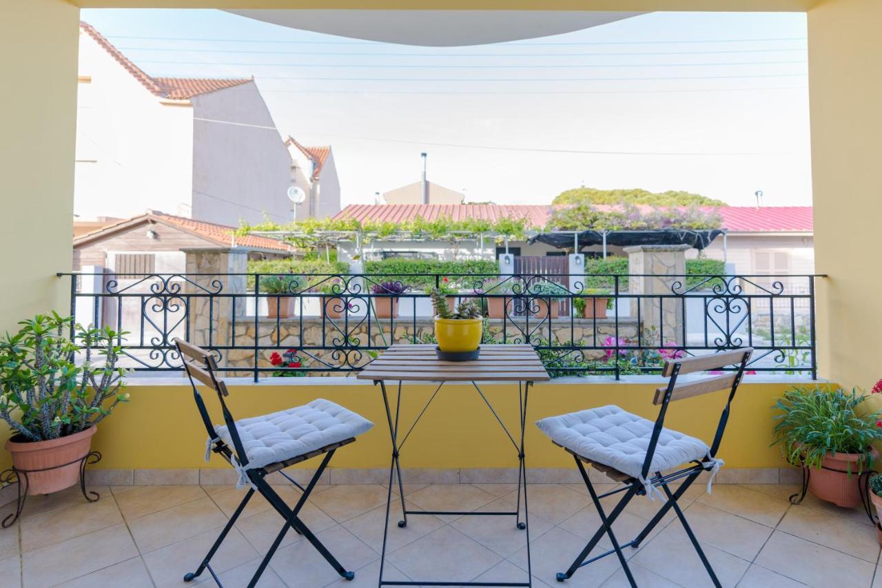 Aurelia Apartment Lixouri Bagian luar foto